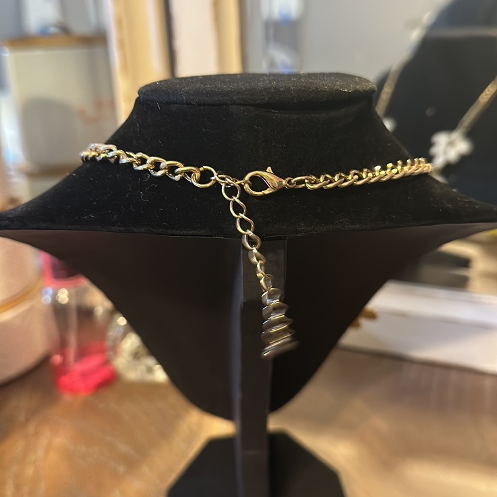 White flower pedal necklace - bought at Nordstrom rack - Picture 3 of 4